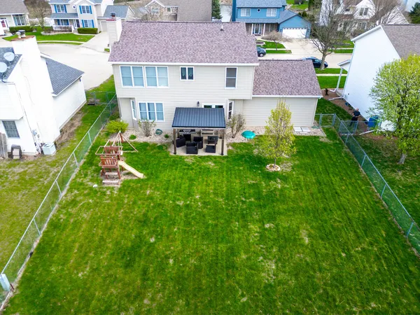 $355,000 | 22 Long Cove Court, Bloomington, IL 61704
