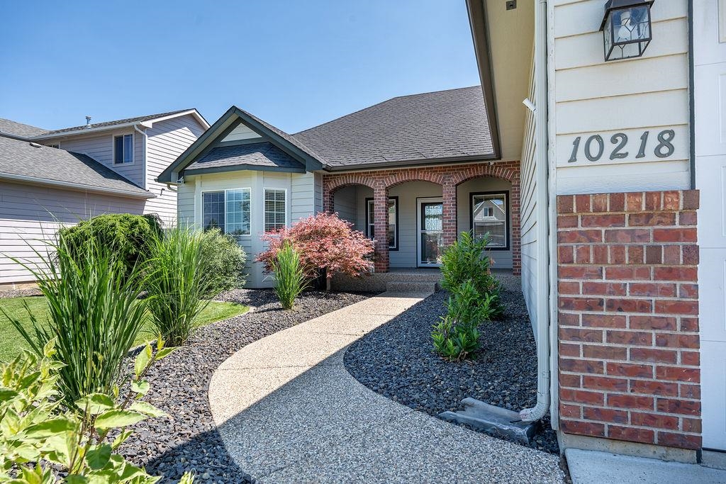 10218 North Cochran Road Spokane, WA 99208 - Photo 3 of 46 Gallery Image 3