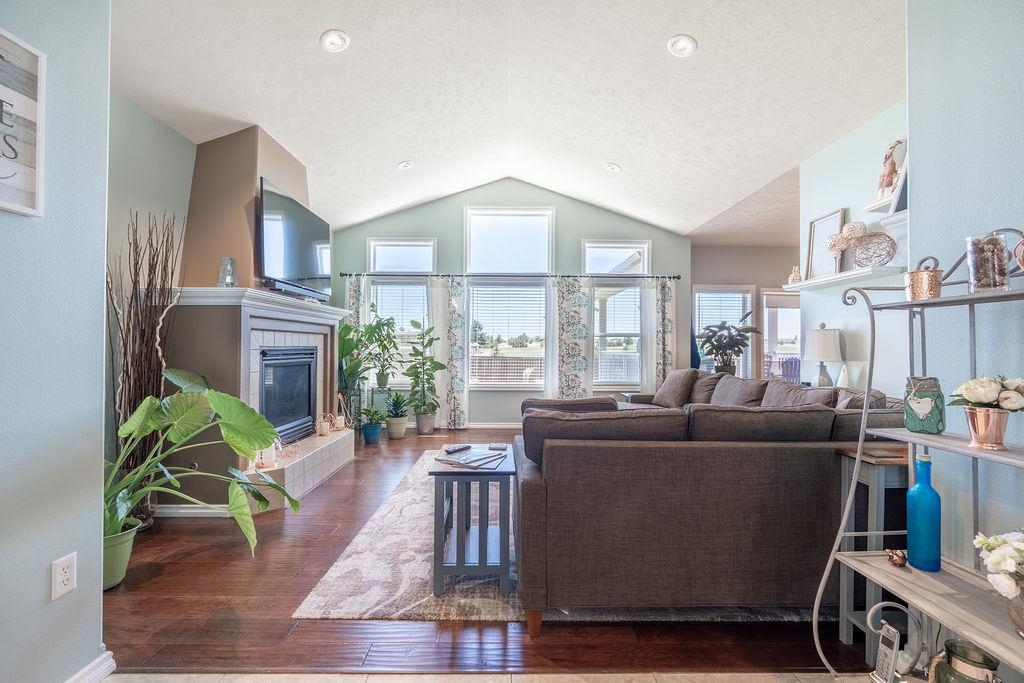 10218 North Cochran Road Spokane, WA 99208 - Photo 4 of 46 Gallery Image 4