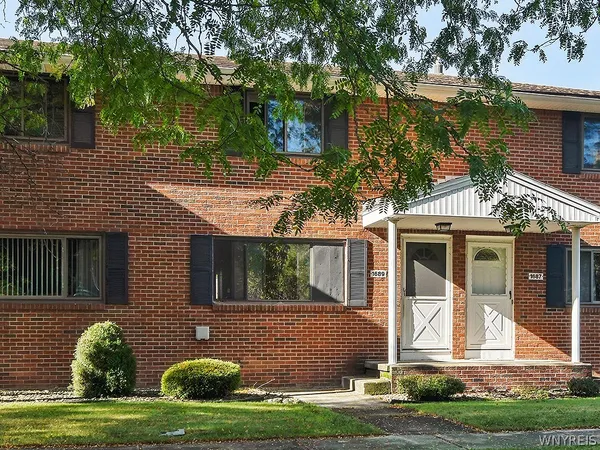 $185,000 | 1689 Orchard Park Road, West Seneca, NY 14224