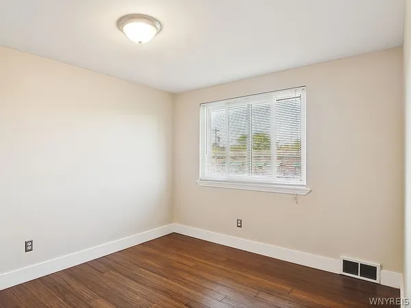 $185,000 | 1689 Orchard Park Road, West Seneca, NY 14224