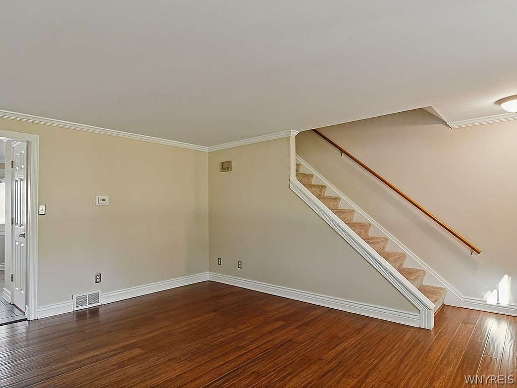 1689 Orchard Park Road West Seneca, NY 14224 - Photo 23 of 27