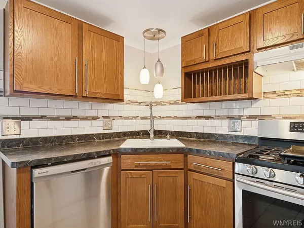 $185,000 | 1689 Orchard Park Road, West Seneca, NY 14224