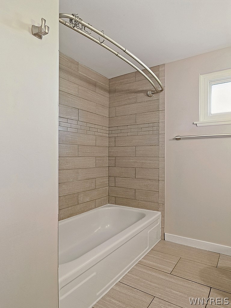 1689 Orchard Park Road West Seneca, NY 14224 - Photo 9 of 27