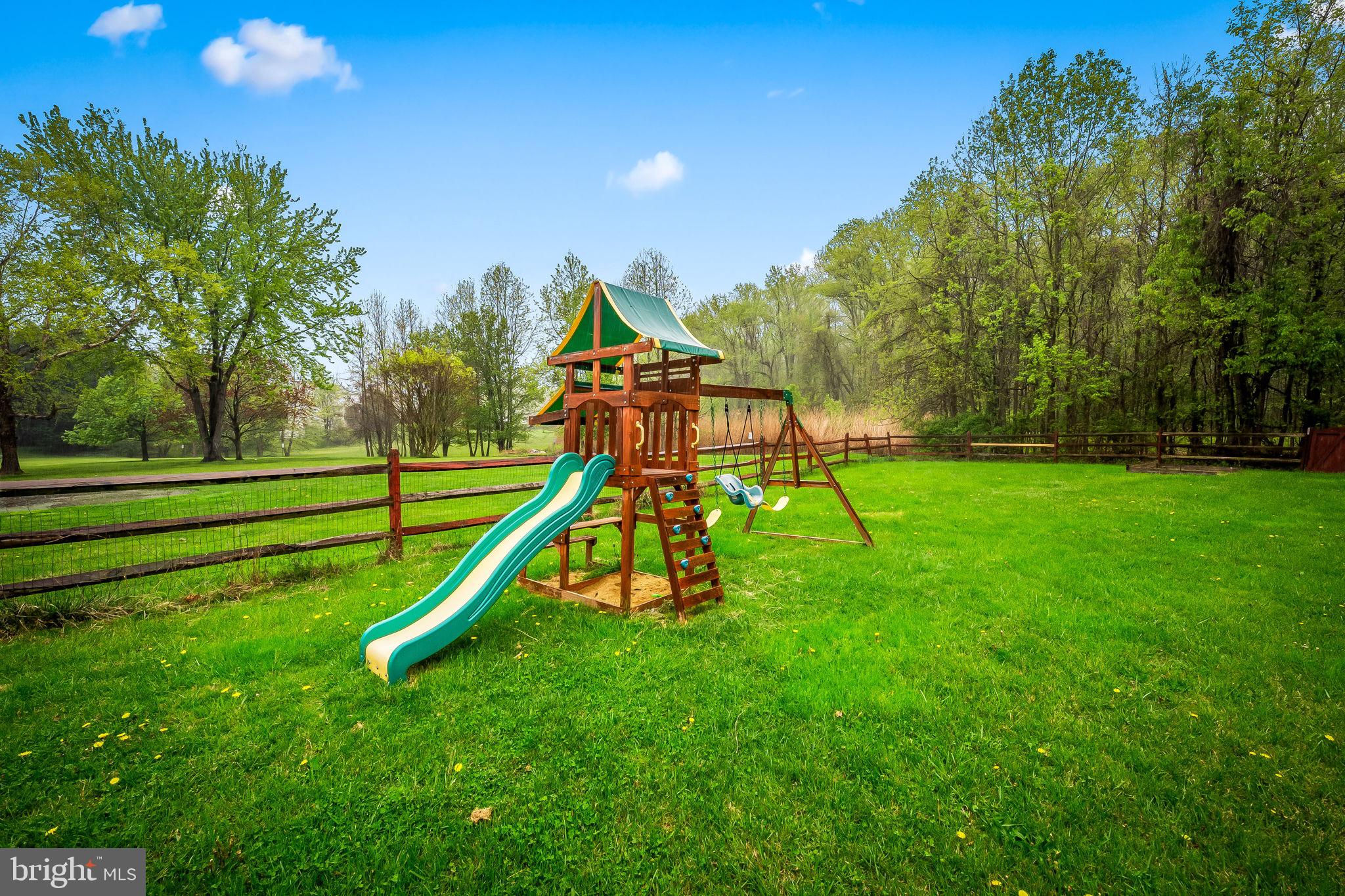 509 Silverside Road Edgewood, MD 21040 - Photo 41 of 42 Play set included in sale.