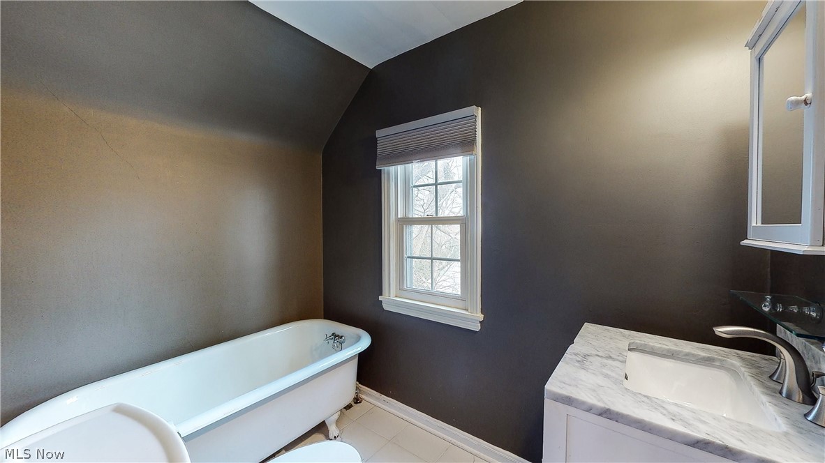 2604 Dysart Road Cleveland, OH 44118 - Photo 25 of 31 Gallery Image 25