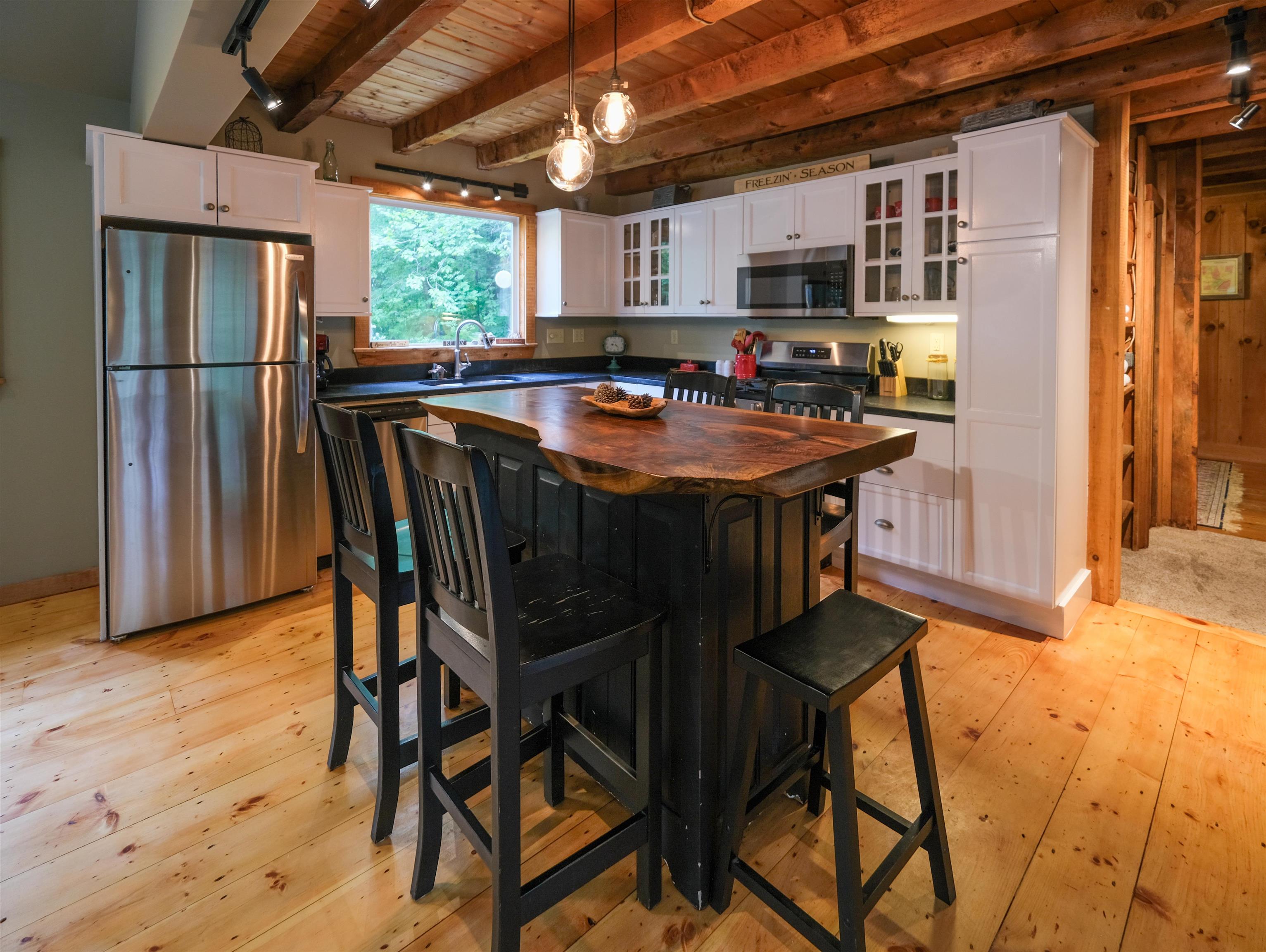 615 Old County Road Cavendish, VT 05142 - Photo 15 of 58