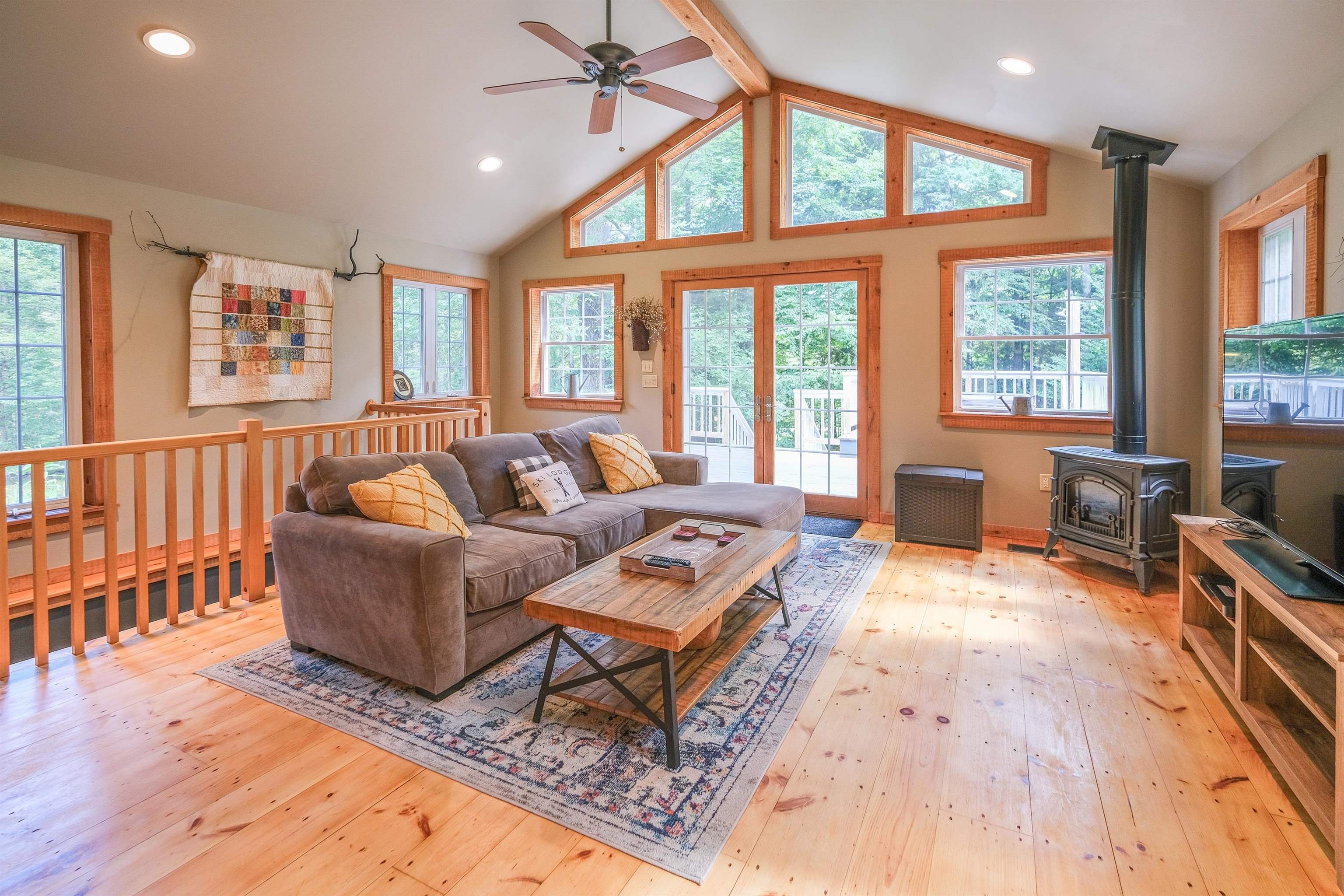 615 Old County Road Cavendish, VT 05142 - Photo 3 of 58