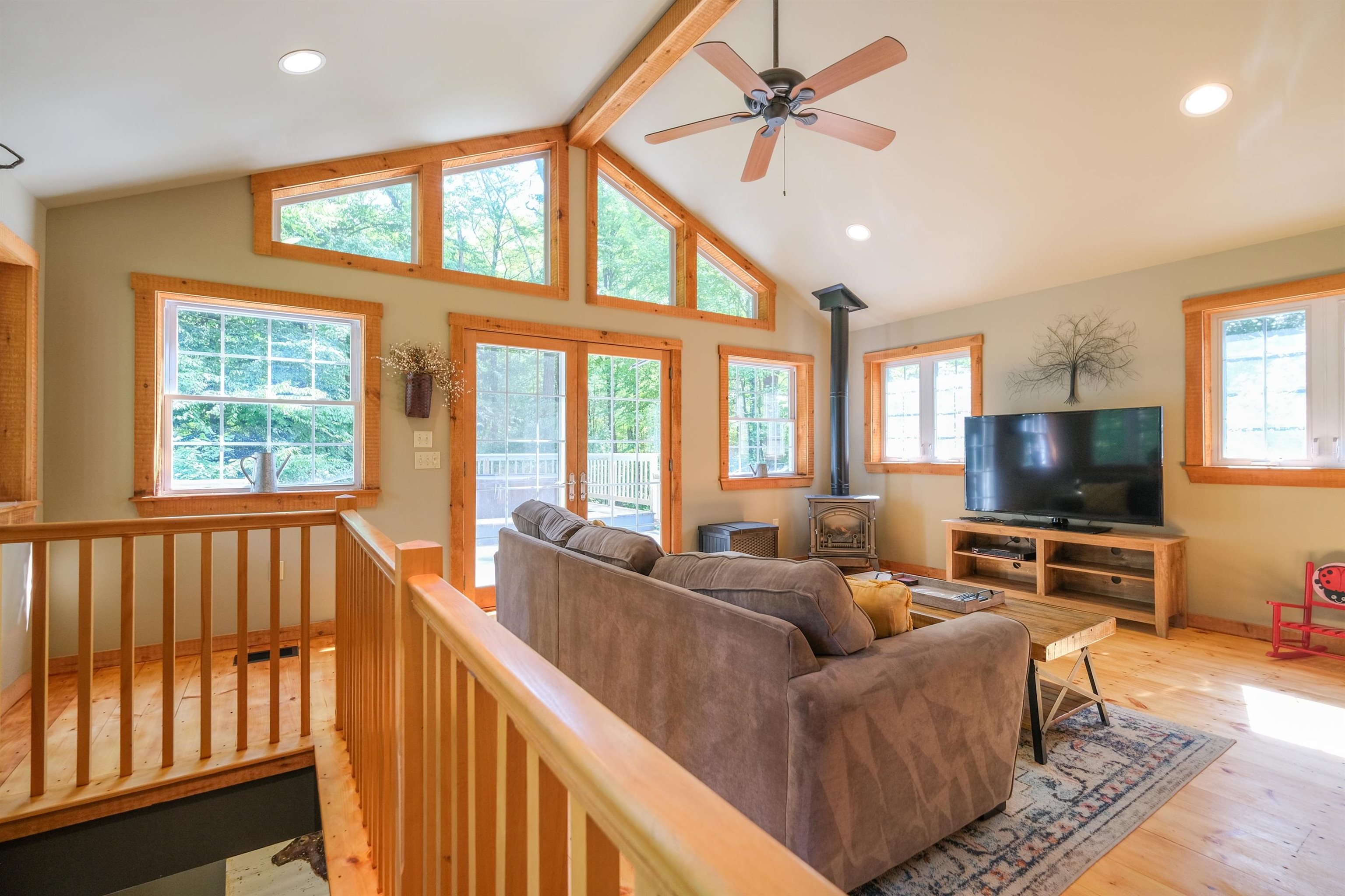 615 Old County Road Cavendish, VT 05142 - Photo 5 of 58