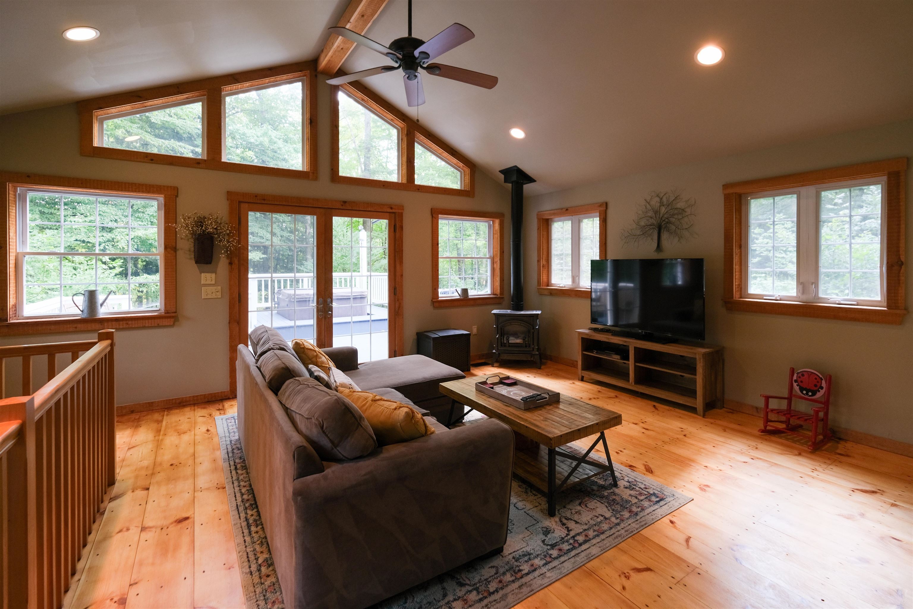 615 Old County Road Cavendish, VT 05142 - Photo 6 of 58