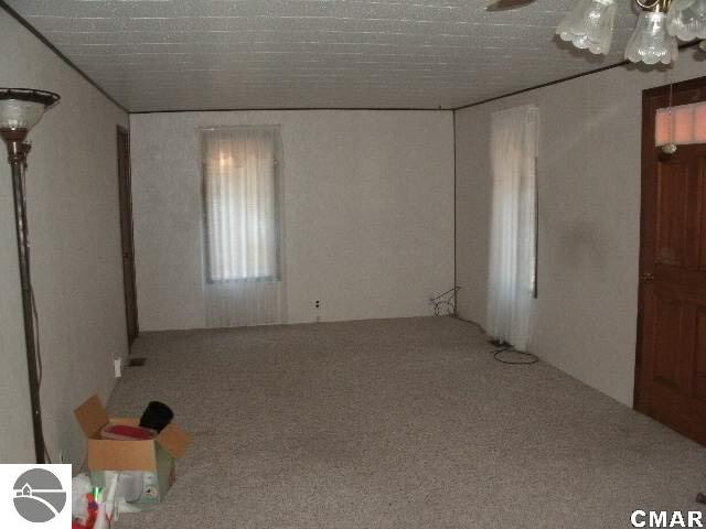 5974 West Saginaw Road Coleman, MI 48618 - Photo 8 of 11 1768462-7.JPG