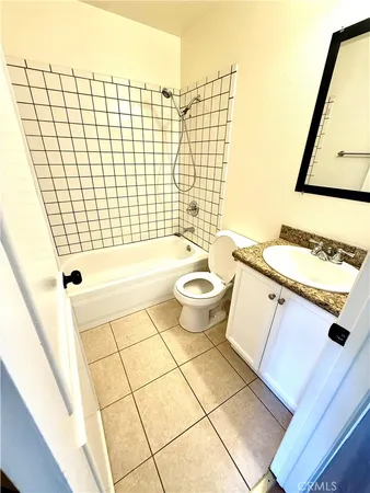 $3,575 | 684 East Lee Place, Azusa, CA 91702