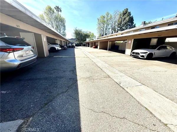 $3,575 | 684 East Lee Place, Azusa, CA 91702