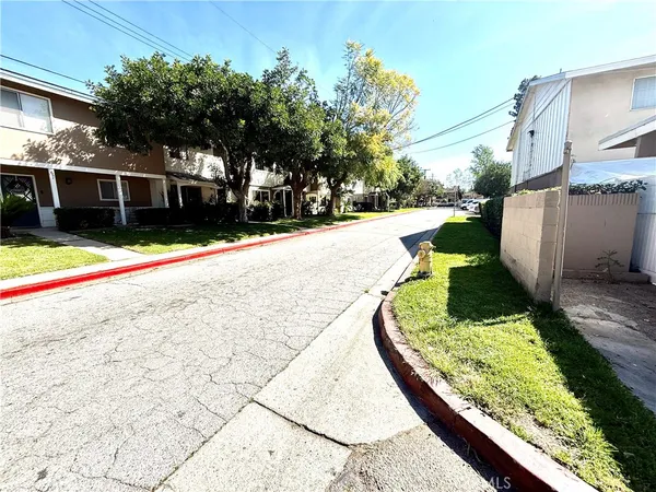 $3,575 | 684 East Lee Place, Azusa, CA 91702