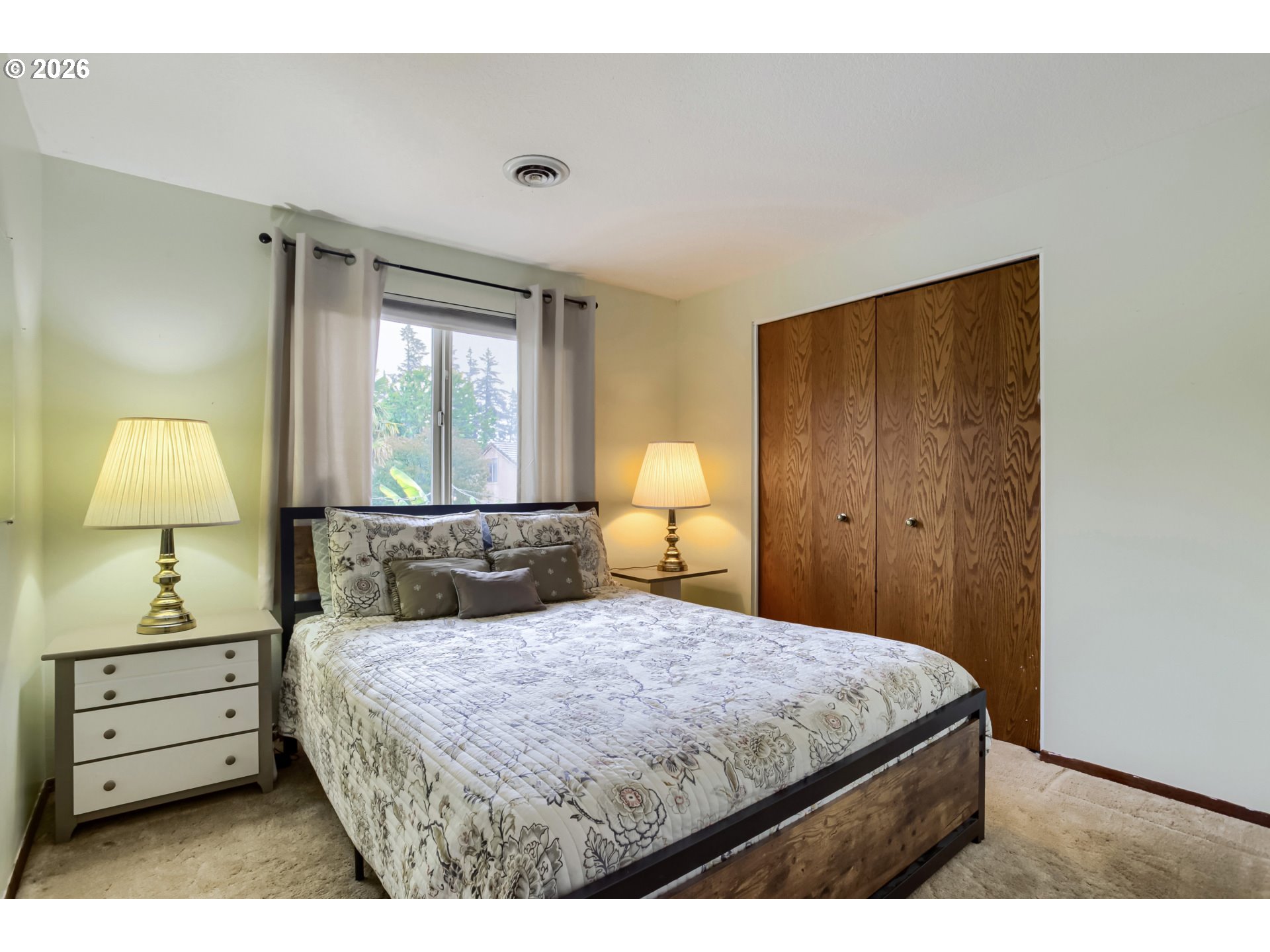 34790 Southwest South Ranch Road Newberg, OR 97132 - Photo 16 of 31 Bedroom