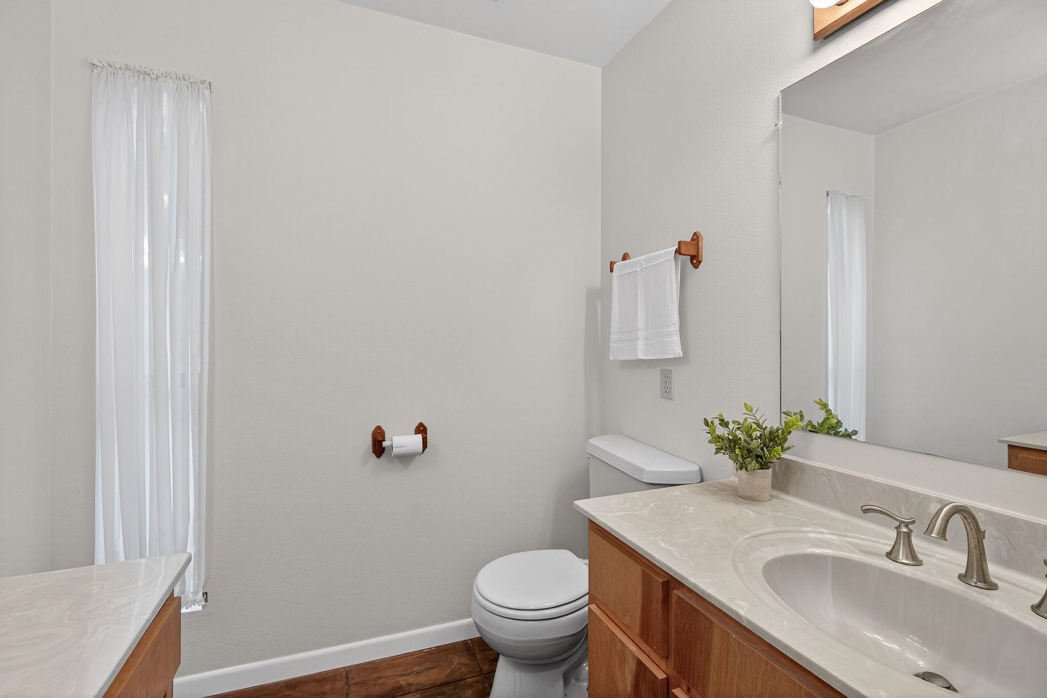 2512 Sunset Cliff Road Burnet, TX 78611 - Photo 23 of 38