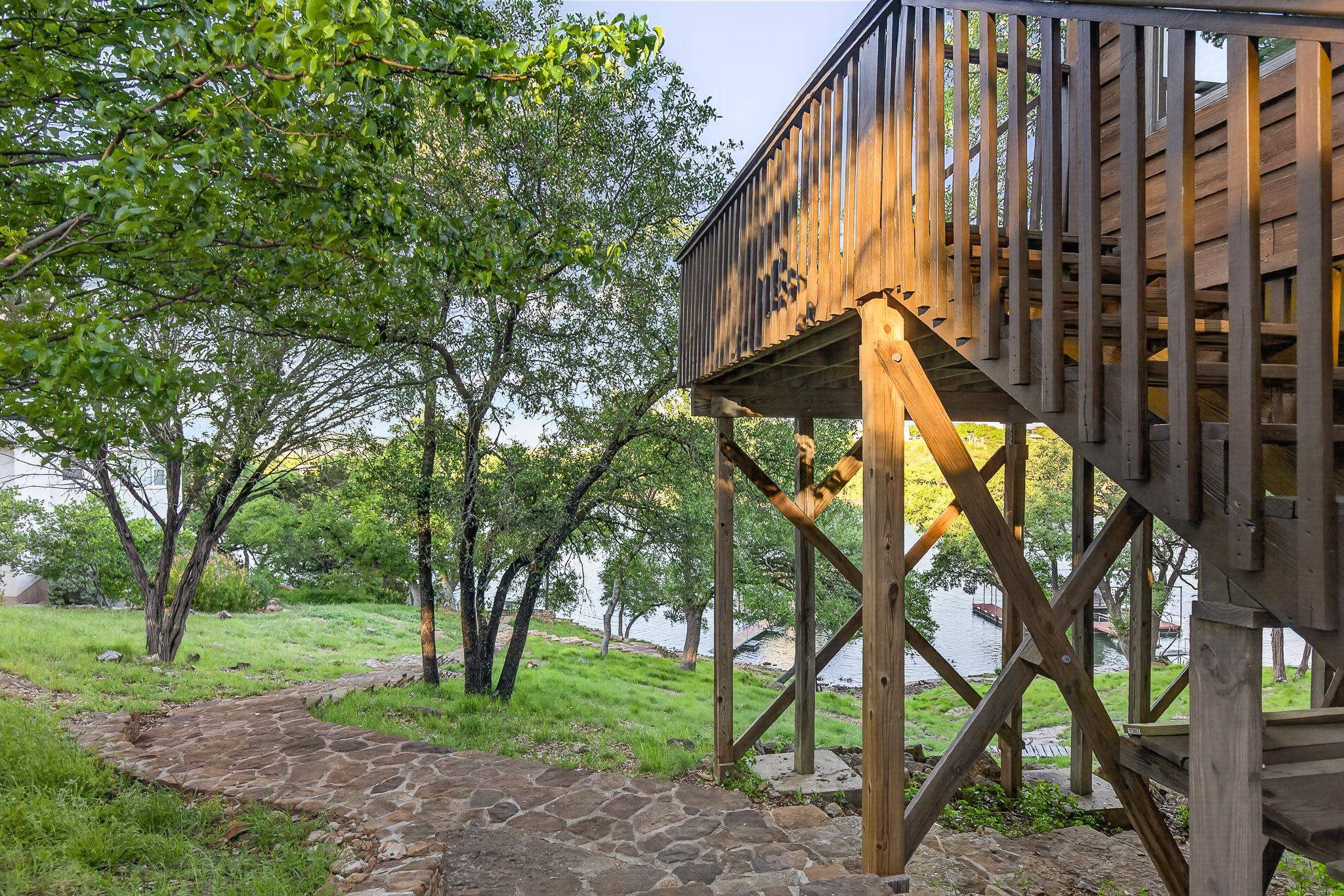 2512 Sunset Cliff Road Burnet, TX 78611 - Photo 29 of 38