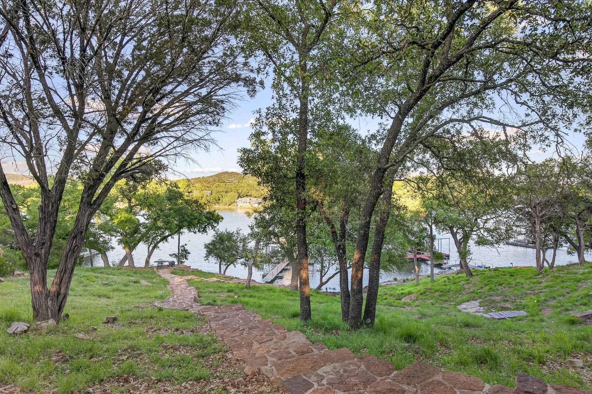 2512 Sunset Cliff Road Burnet, TX 78611 - Photo 8 of 38