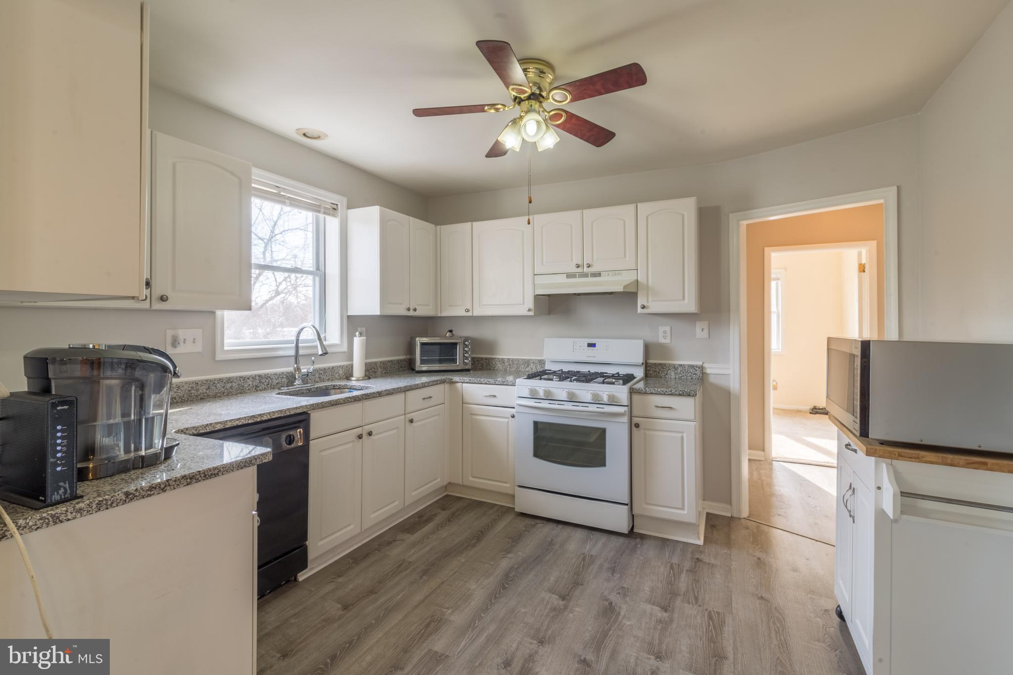 158 County House Road Mount Royal, NJ 08061 - Photo 3 of 25 Gallery Image 3