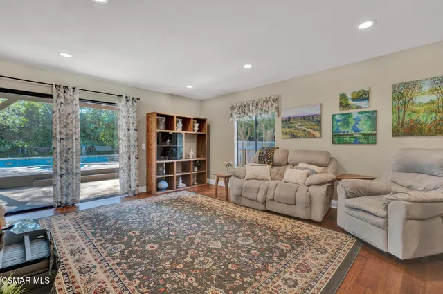 $969,900 | 4668 Bella Vista Drive, Moorpark, CA 93021