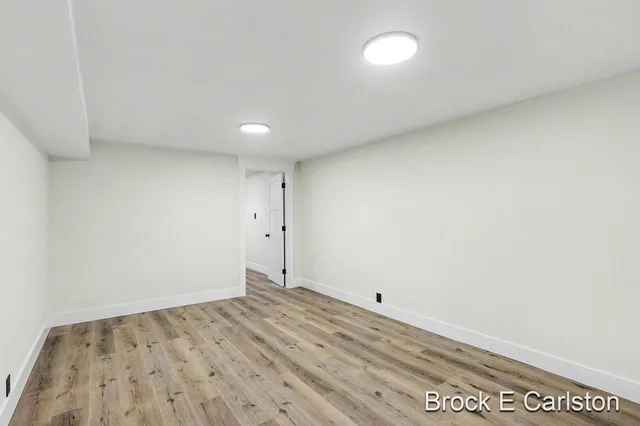 $299,900 | 945 Van Eyck Street, Muskegon, MI 49442