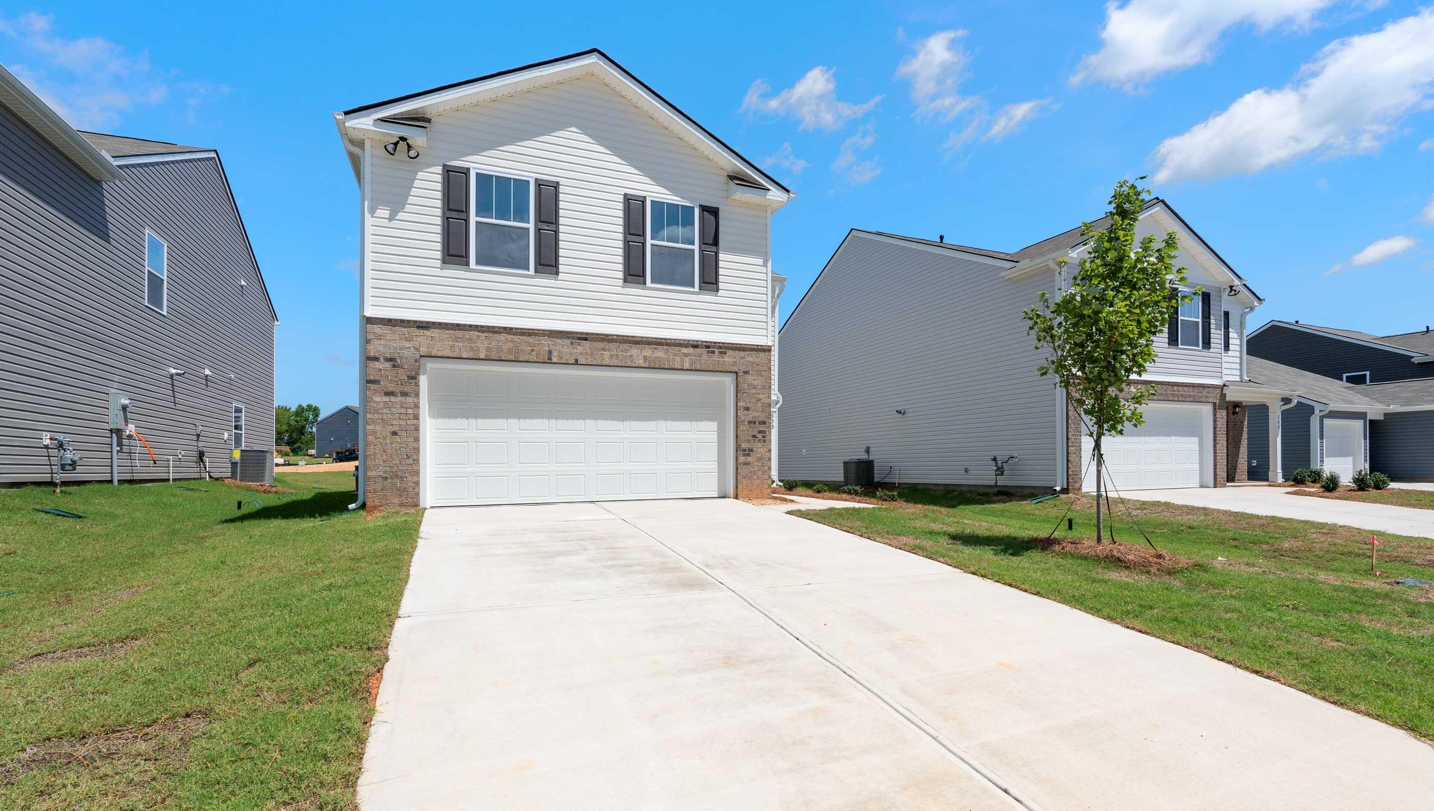 503 Cordgrass Road Fountain Inn, SC 29644 - Photo 3 of 36