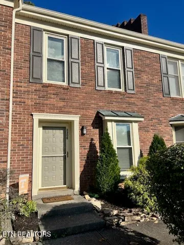 $255,000 | 130 Durwood Road, Unit E, Knoxville, TN 37922