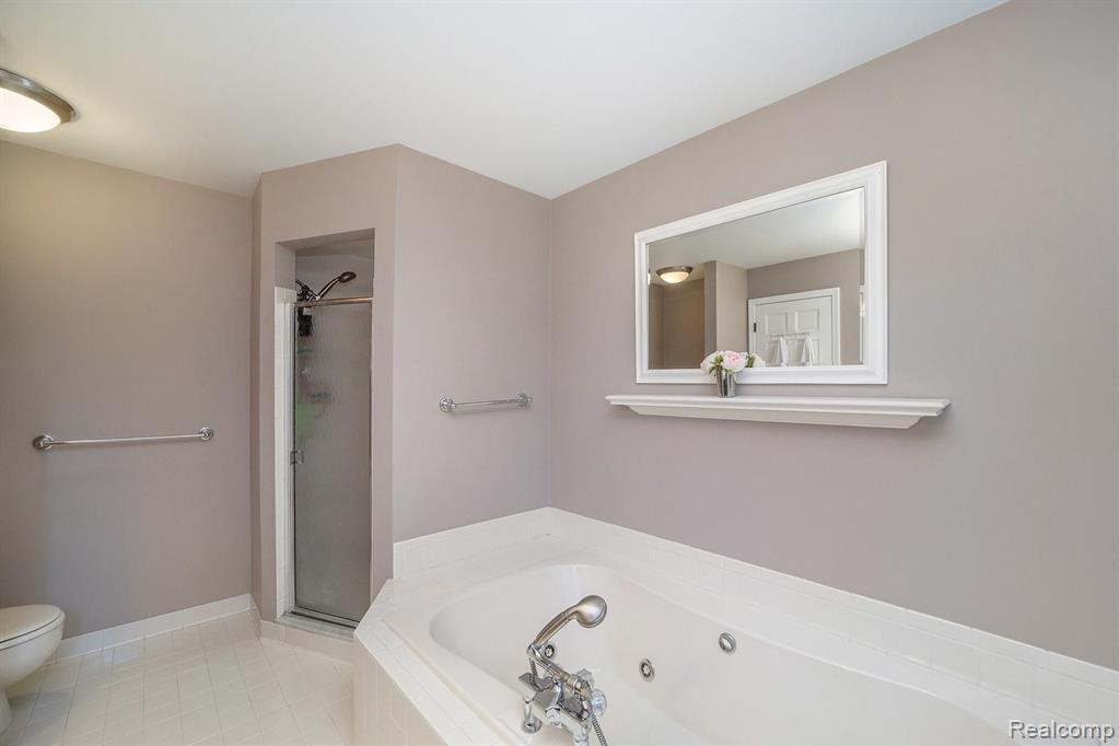 3650 Summit Ridge Drive Rochester Hills, MI 48306 - Photo 25 of 42