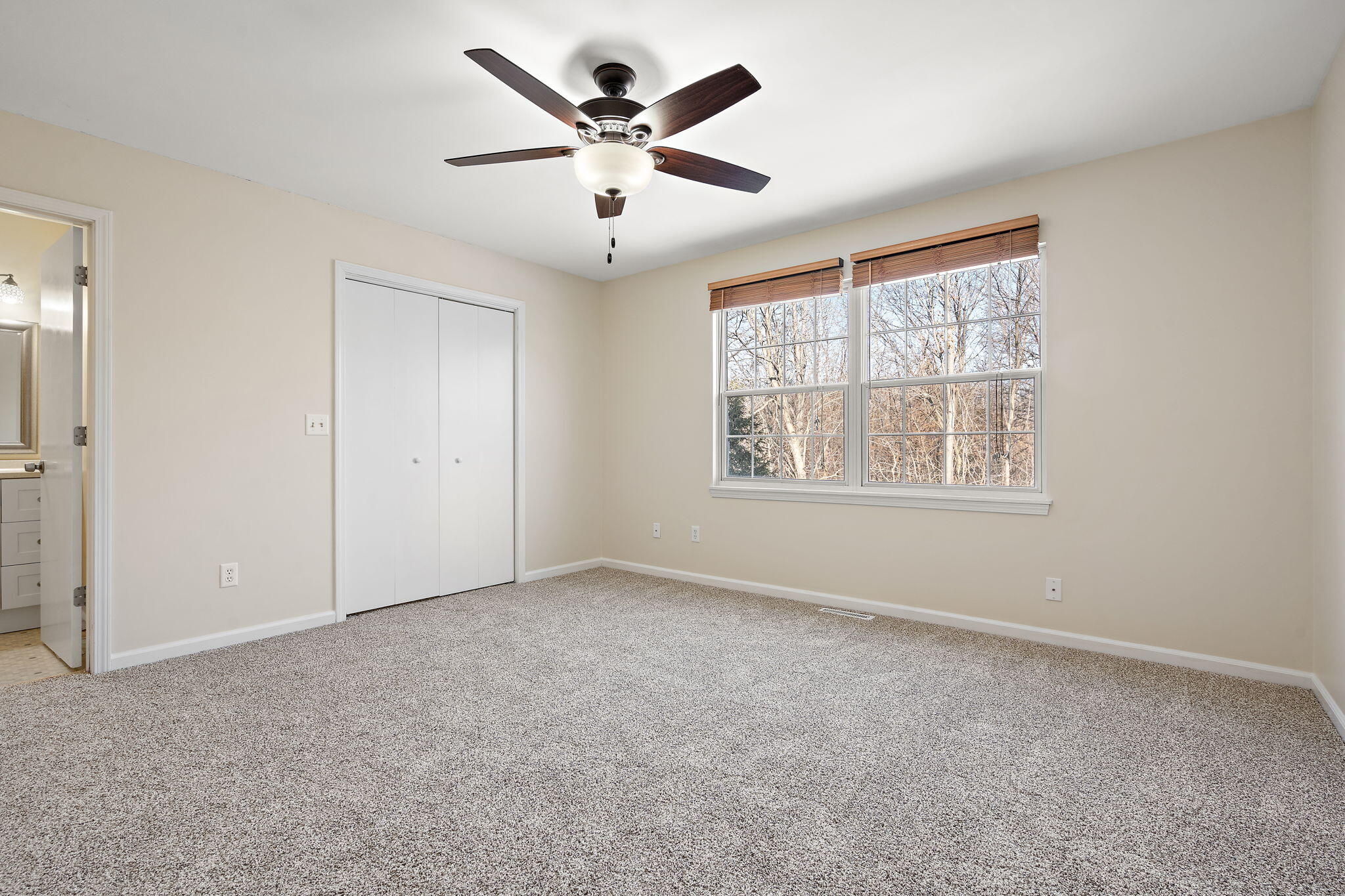 200 Summertree Drive Porter, IN 46304 - Photo 14 of 21 2048x1365