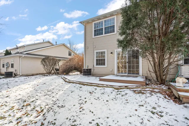 $245,000 | 200 Summertree Drive, Porter, IN 46304