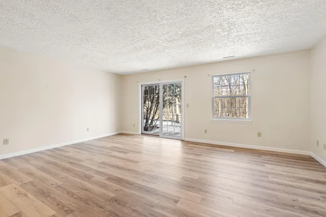 $245,000 | 200 Summertree Drive, Porter, IN 46304