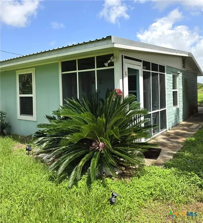 $135,000 | 503 Dallas Avenue, Seadrift, TX 77983