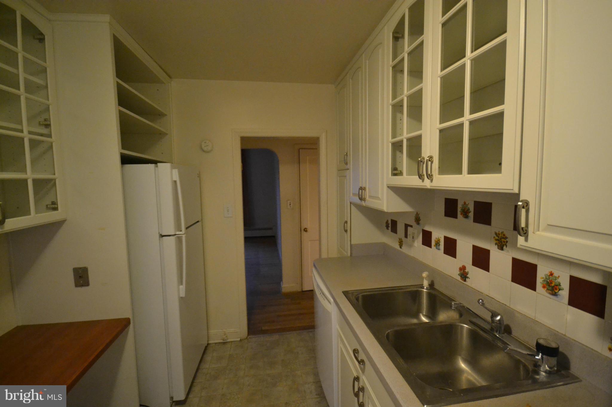 3317 Marnat Road Pikesville, MD 21208 - Photo 5 of 19 Kitchen