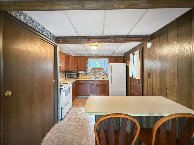 $199,000 | 2258 Knights Lane, Carlton, NY 14571