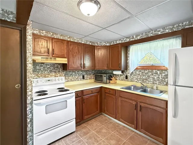 $199,000 | 2258 Knights Lane, Carlton, NY 14571