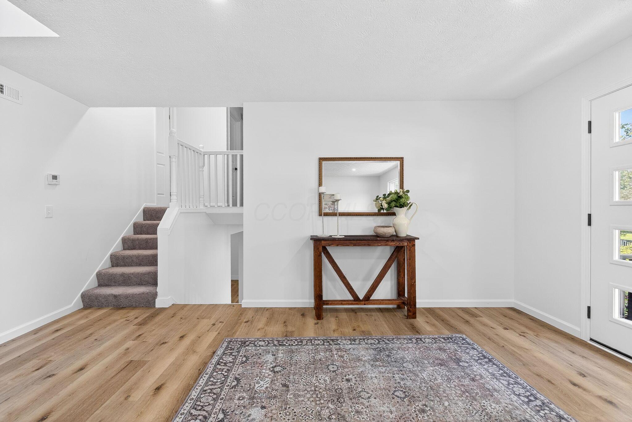 181 Greenbrier Road Sunbury, OH 43074 - Photo 7 of 60 181 Greenbrier (Interior)-5