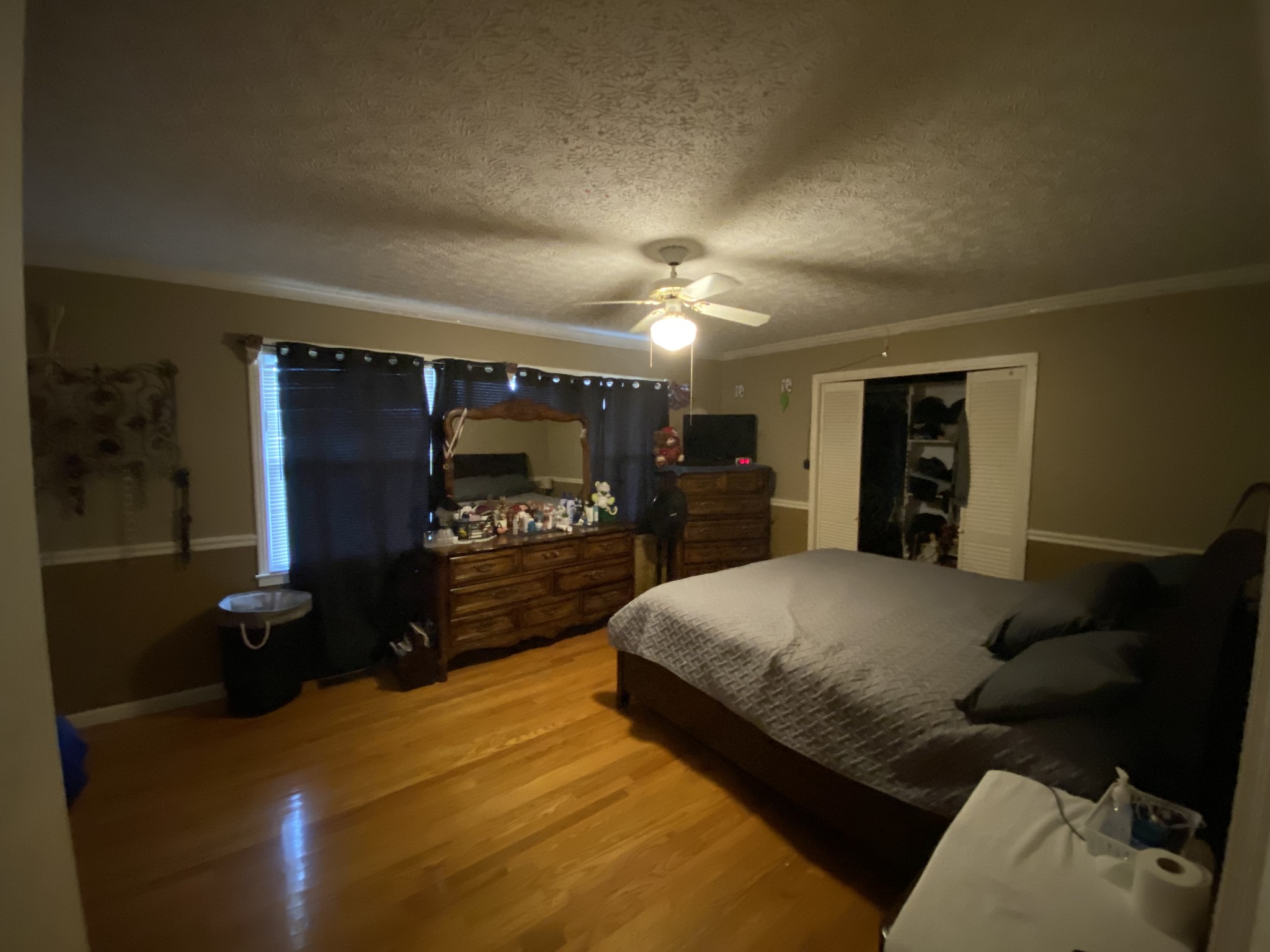 334 Jackson Road Portland, TN 37148 - Photo 7 of 15 a bed room with a bed window and a television