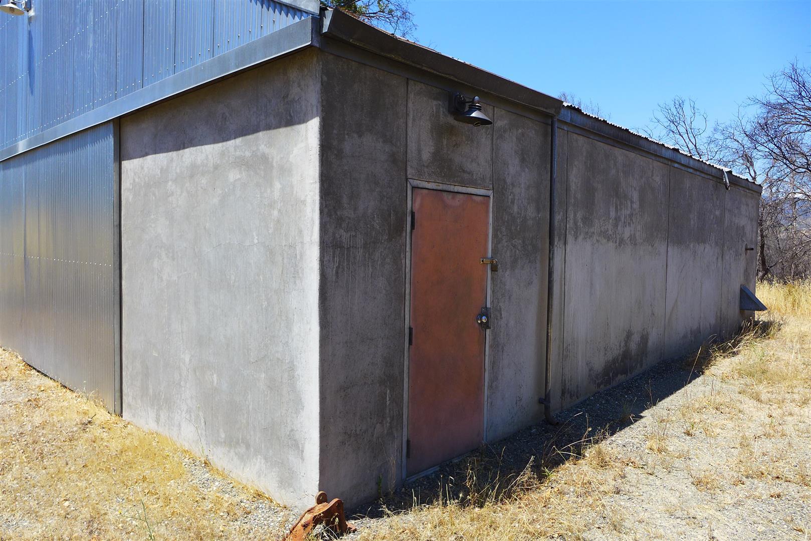 6050 Junkans Road Igo, CA 96047 - Photo 25 of 50 P1070771