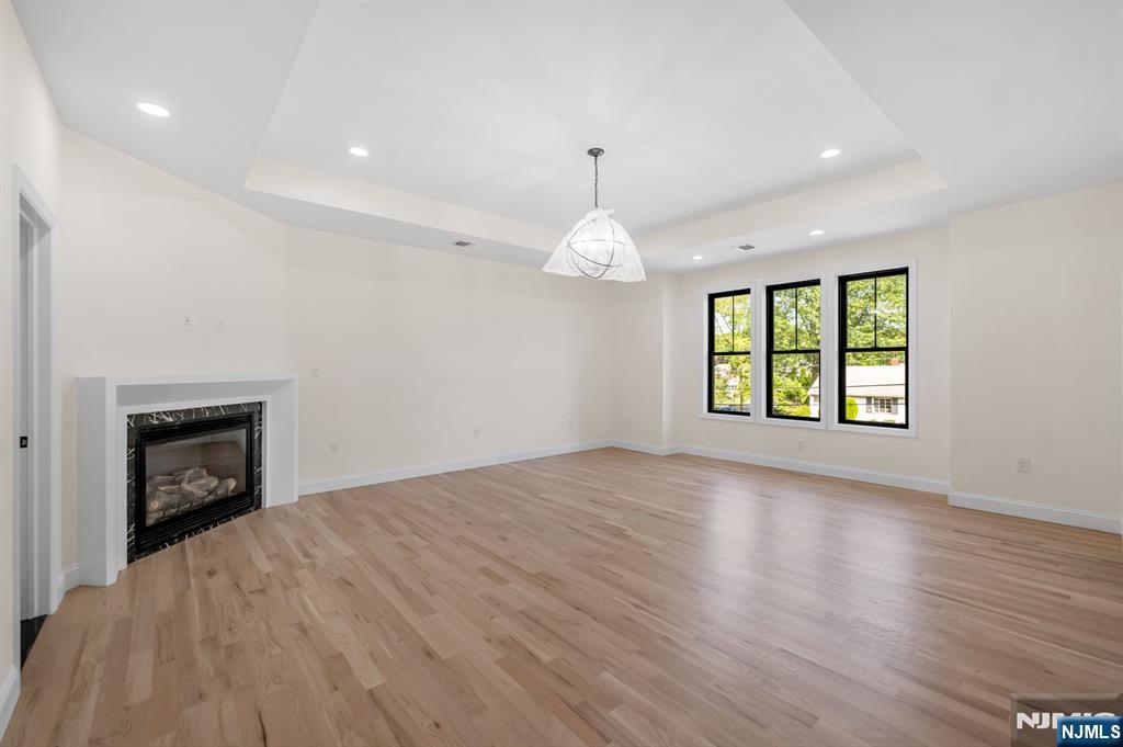 193 Homestead Road Paramus, NJ 07652 - Photo 24 of 40 Gallery Image 24