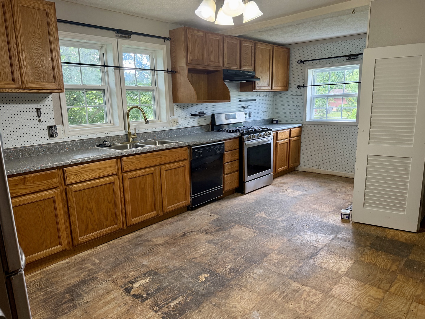621 North 29th Street Herrin, IL 62948 - Photo 13 of 18