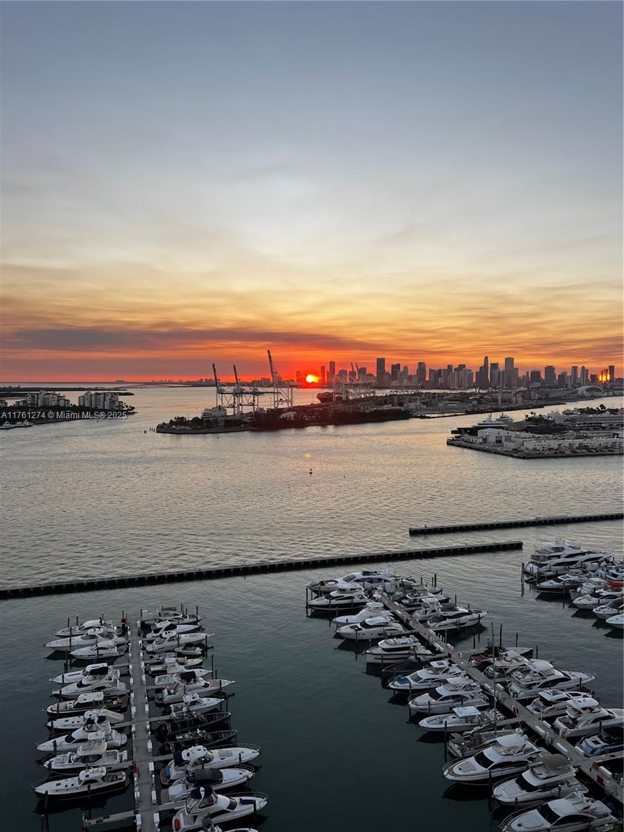 90 Alton Road, Unit 2406 Miami Beach, FL 33139 - Photo 27 of 30 Gallery Image 27