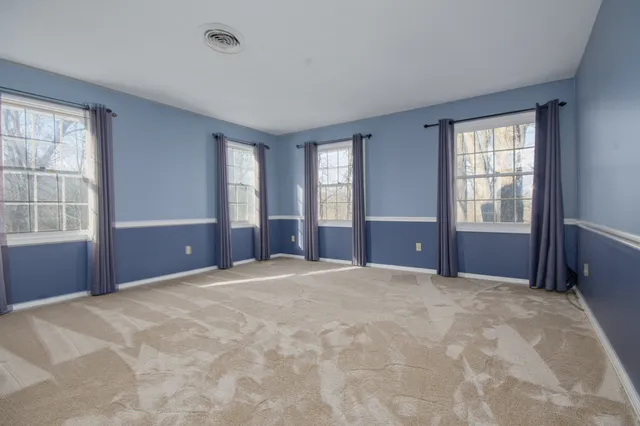 $389,500 | 4715 East Richview Road, Mount Vernon, IL 62864