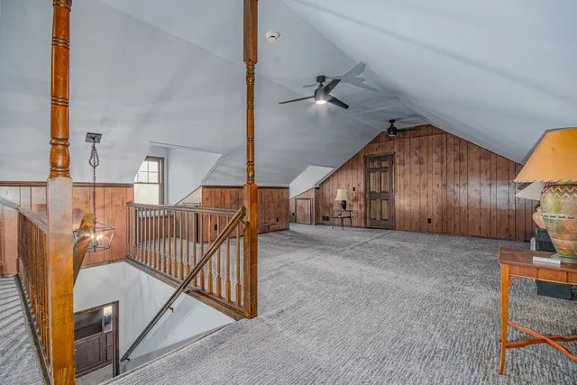 $389,500 | 4715 East Richview Road, Mount Vernon, IL 62864