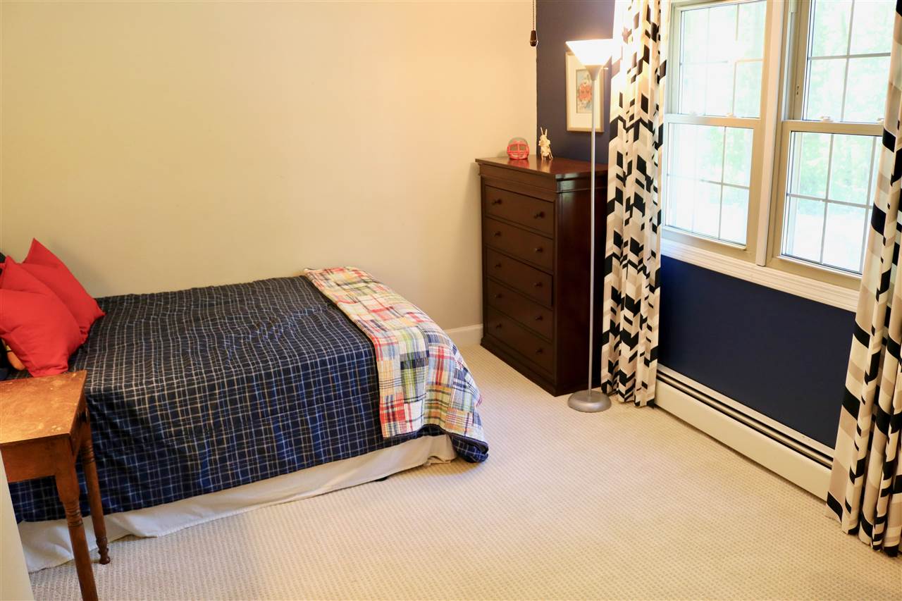 154 Exeter Road Hampton, NH 03842 - Photo 12 of 24