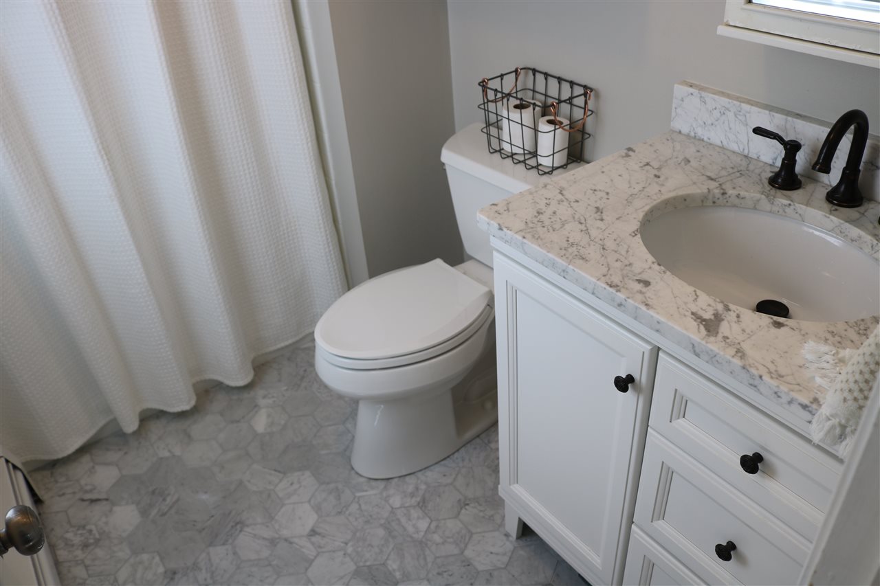154 Exeter Road Hampton, NH 03842 - Photo 18 of 24