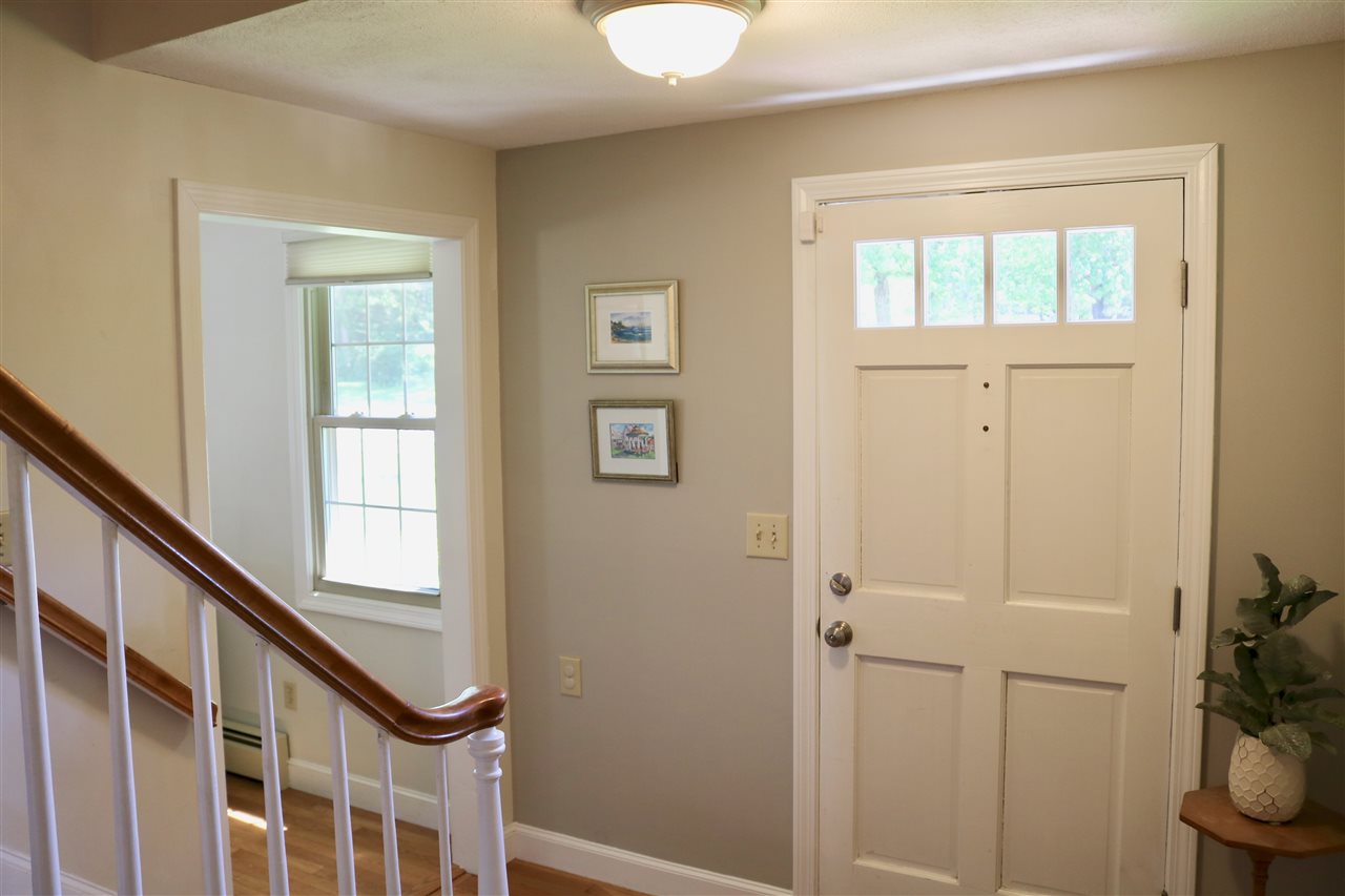 154 Exeter Road Hampton, NH 03842 - Photo 9 of 24
