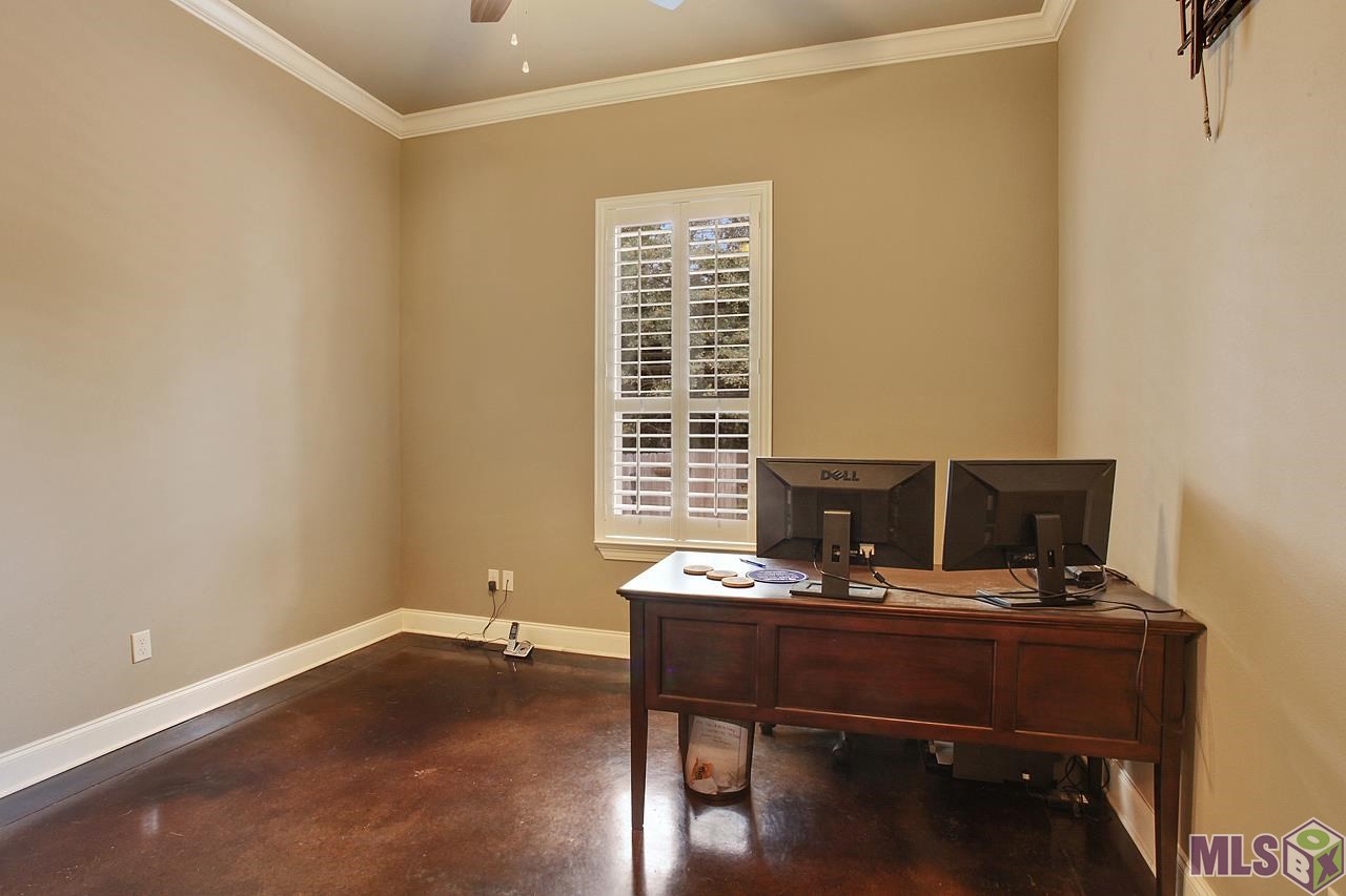 720 Ramon Street Mandeville, LA 70448 - Photo 12 of 21 Gallery Image 12
