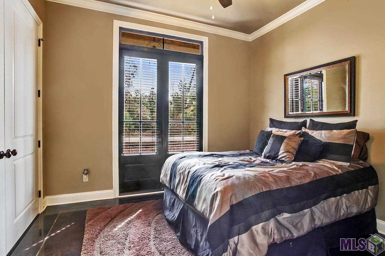 720 Ramon Street Mandeville, LA 70448 - Photo 10 of 21 Gallery Image 10
