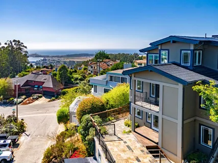 $2,199,000 | 107 Dolphine Avenue, El Granada, CA 94019