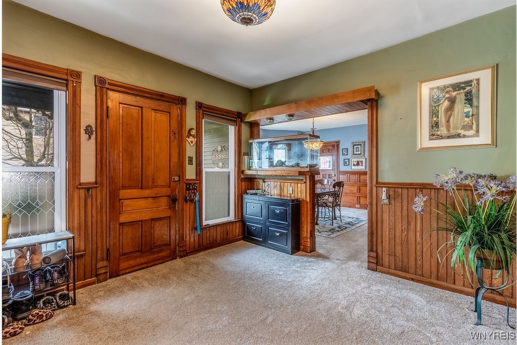 30 School Street Lancaster, NY 14086 - Photo 13 of 50 Classic entrance way